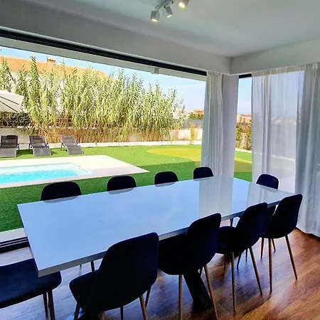 Villa Luxury 5 Bedroom Seven
