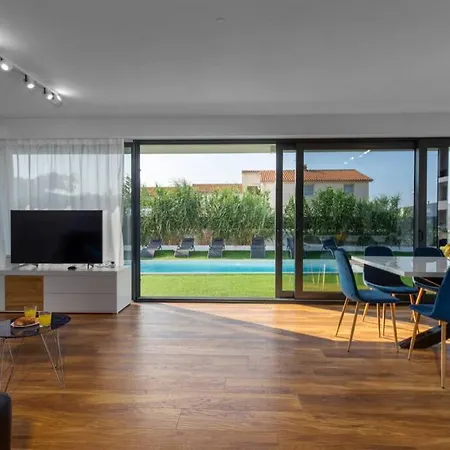 别墅 Luxury 5 Bedroom Seven 维尔